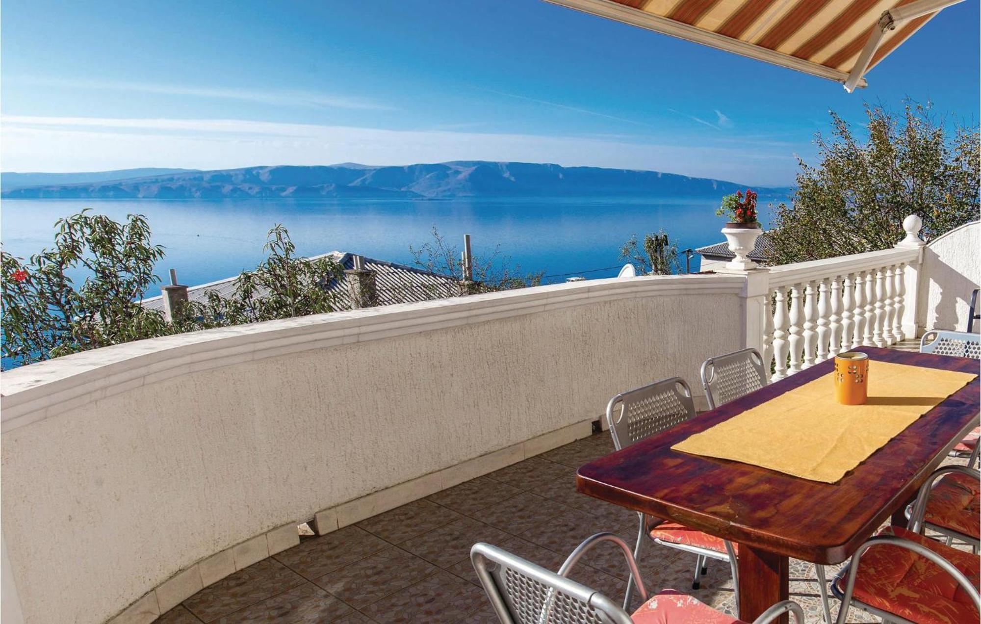 Awesome apartment in Senj with 3 Bedrooms&Internet Buitenkant foto