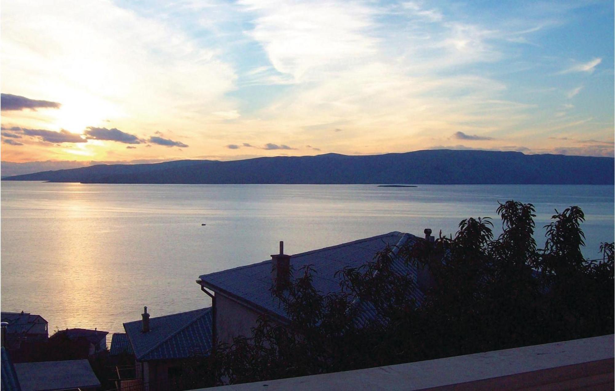 Awesome apartment in Senj with 3 Bedrooms&Internet Buitenkant foto