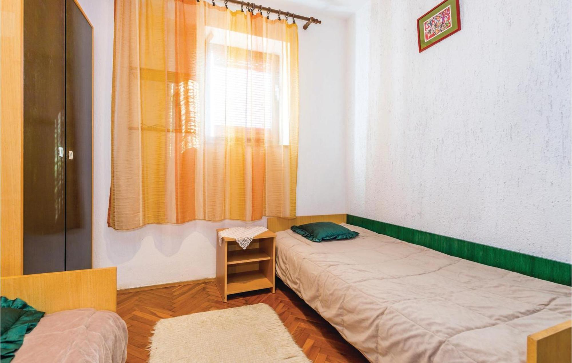 Awesome apartment in Senj with 3 Bedrooms&Internet Buitenkant foto